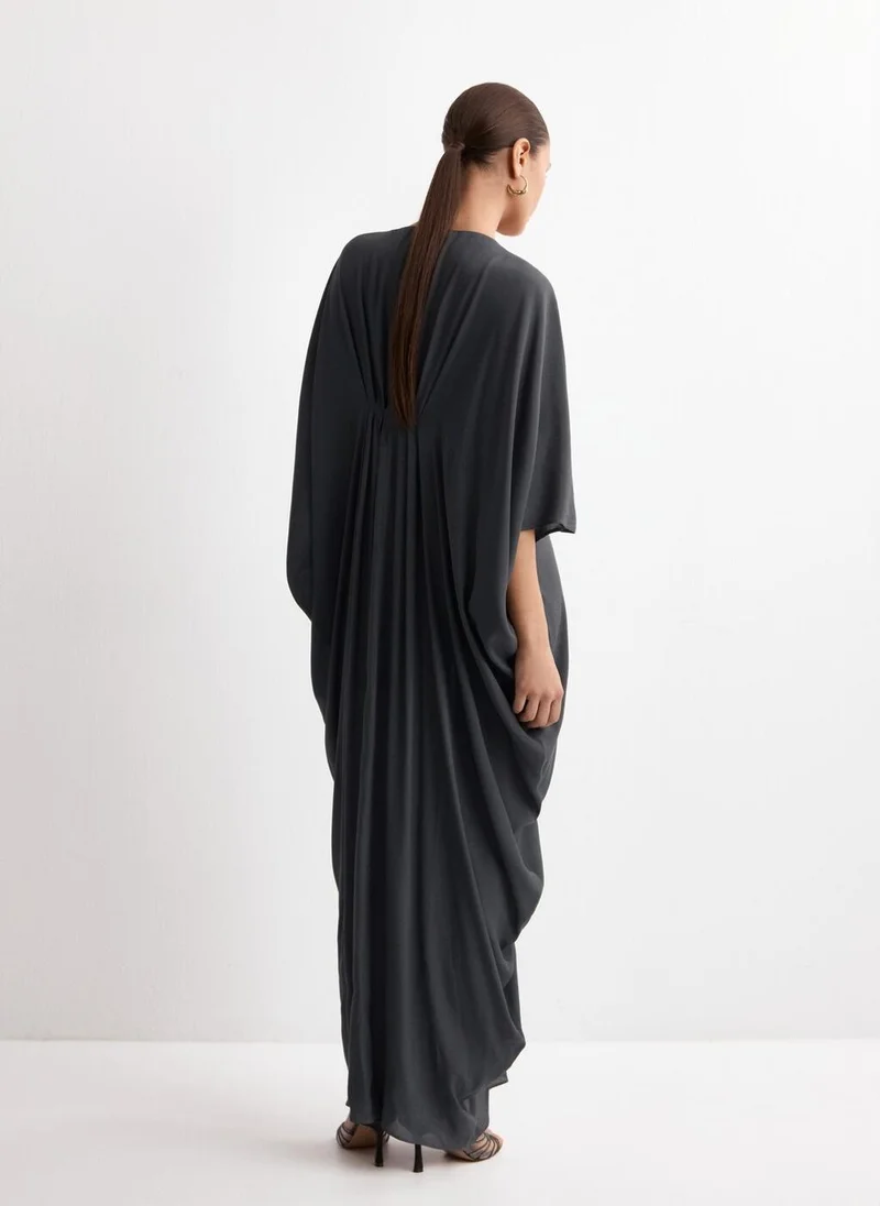مانجو Draped dress with three-quarter length sleeves